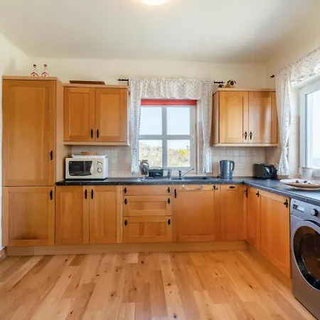 Holiday home 3 Bed In Cleendra Oc-i293
